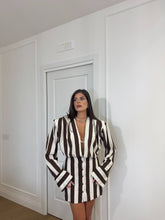Carica l'immagine nel visualizzatore di Gallery, DRESS MILA RIGHE MARRONE
