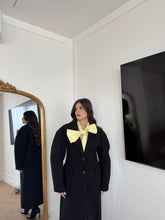 Carica l'immagine nel visualizzatore di Gallery, CAPPOTTO SFIANCATO LUMINA NERO
