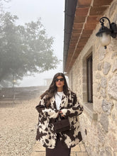 Carica l&#39;immagine nel visualizzatore di Gallery, GIACCA CAPPOTTO COW LUMINA
