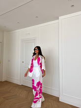 Carica l&#39;immagine nel visualizzatore di Gallery, PANTALONE FIORE FUCSIA LUMINA
