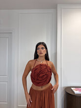 Carica l'immagine nel visualizzatore di Gallery, TOP ROSONE RUGGINE LUMINA
