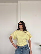 Carica l'immagine nel visualizzatore di Gallery, MAGLIA MEZZAMANICA AVVITATA GIALLO
