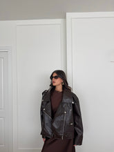 Carica l&#39;immagine nel visualizzatore di Gallery, BIKER OVER MARRONE
