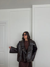 Carica l&#39;immagine nel visualizzatore di Gallery, BIKER OVER MARRONE
