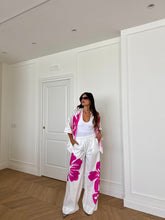 Carica l&#39;immagine nel visualizzatore di Gallery, PANTALONE FIORE FUCSIA LUMINA
