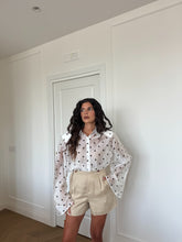 Carica l'immagine nel visualizzatore di Gallery, SHORTS AMELIE BEIGE
