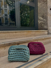 Carica l&#39;immagine nel visualizzatore di Gallery, BAG CROCHET ROSY
