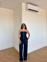 Carica l&#39;immagine nel visualizzatore di Gallery, SET DENIM TOP E JEANS
