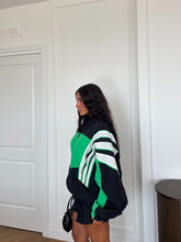 Carica l'immagine nel visualizzatore di Gallery, GIACCA LUNGA COLOR NERO E VERDE
