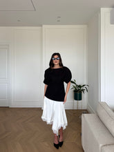 Carica l'immagine nel visualizzatore di Gallery, BLUSA AURA NERO
