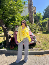 Carica l&#39;immagine nel visualizzatore di Gallery, BLUSA ROSY GIALLO
