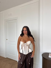 Carica l'immagine nel visualizzatore di Gallery, BUSTIER SATIN PANNA
