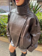 Carica l'immagine nel visualizzatore di Gallery, GIUBBOTTO VIRAL MARRONE
