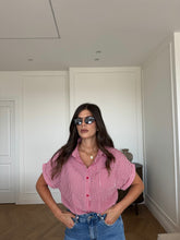 Carica l'immagine nel visualizzatore di Gallery, CAMICIA RISVOLTO VICHY ROSSO
