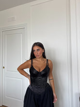 Carica l'immagine nel visualizzatore di Gallery, TOP BUSTIER IN RASO 
NERO
