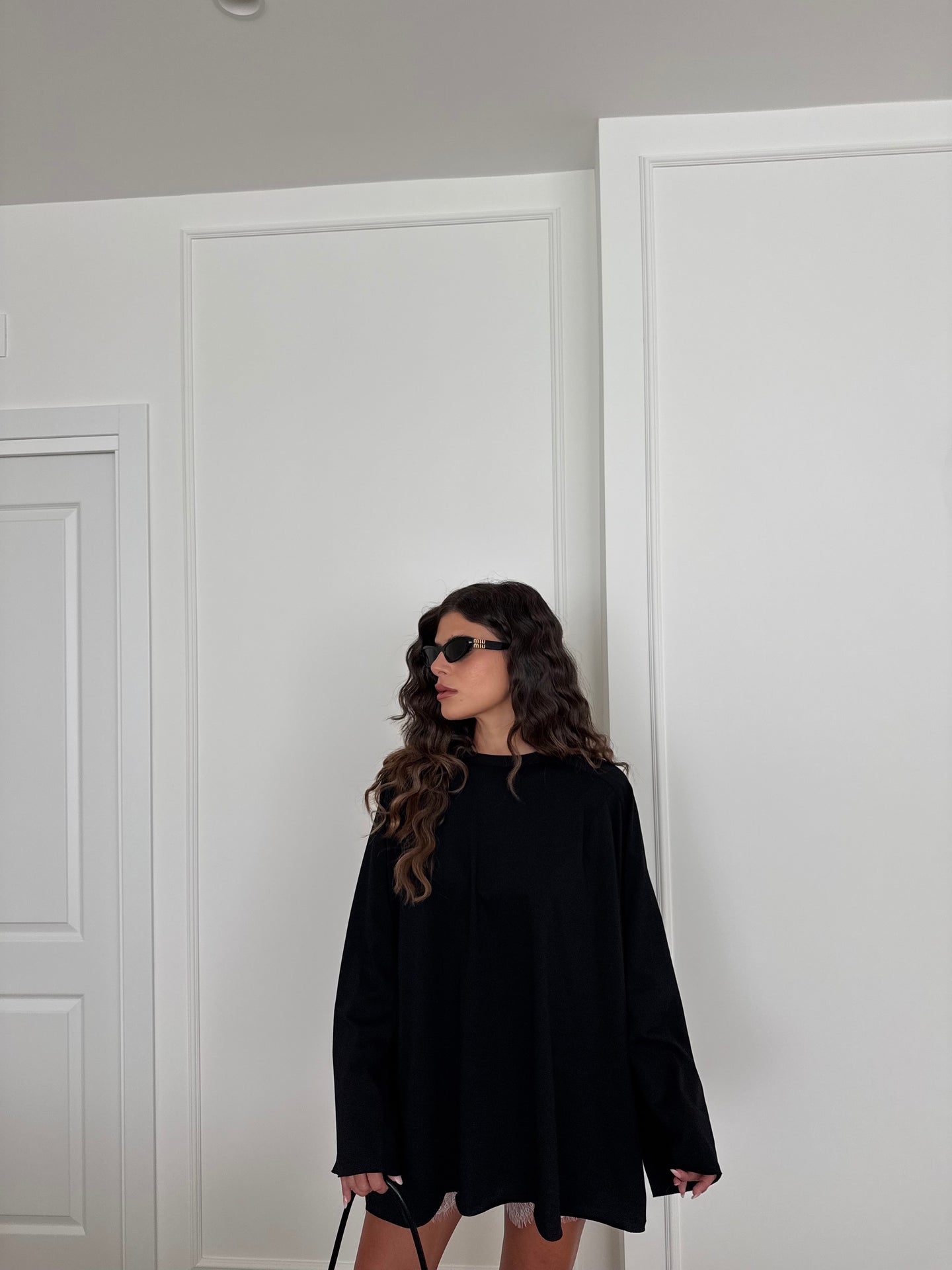 MAGLIA OVER CARMEN NERO