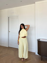 Carica l'immagine nel visualizzatore di Gallery, SET JASMINE GIALLO
