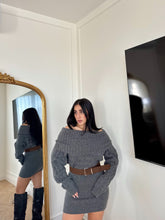Carica l'immagine nel visualizzatore di Gallery, ABITO IN LANA TRECCE GRIGIO
