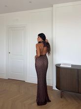 Carica l'immagine nel visualizzatore di Gallery, ABITO LUNGO PIZZO MARRONE
