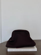 Carica l'immagine nel visualizzatore di Gallery, BAG POCHETTE
