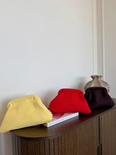 Carica l'immagine nel visualizzatore di Gallery, BAG POCHETTE
