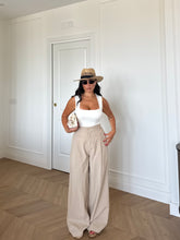 Carica l'immagine nel visualizzatore di Gallery, PANTALONI IN COTONE BEIGE
