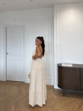 Carica l'immagine nel visualizzatore di Gallery, ABITO LUNGO ALTEA BEIGE
