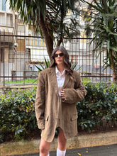 Carica l'immagine nel visualizzatore di Gallery, BLAZER VINTAGE 10 CAMEL A COSTINE
