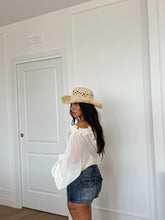 Carica l'immagine nel visualizzatore di Gallery, SHORTS MINI VITA BASSA
