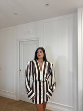 Carica l'immagine nel visualizzatore di Gallery, DRESS MILA RIGHE MARRONE
