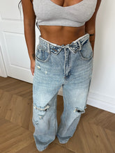 Carica l'immagine nel visualizzatore di Gallery, JEANS RISVOLTO 224
