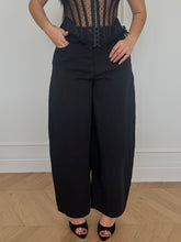 Carica l'immagine nel visualizzatore di Gallery, JEANS BALLOON NERO
