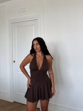 Carica l'immagine nel visualizzatore di Gallery, MINI DRESS NORA MARRONE
