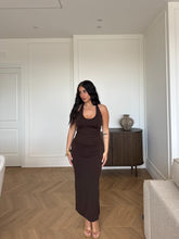 Carica l'immagine nel visualizzatore di Gallery, ABITO MANILA MARRONE
