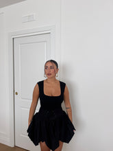 Carica l&#39;immagine nel visualizzatore di Gallery, GONNA CAMOSCIO VOILANT NERO
