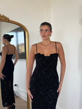 Carica l'immagine nel visualizzatore di Gallery, ABITO ELEONORE NERO
